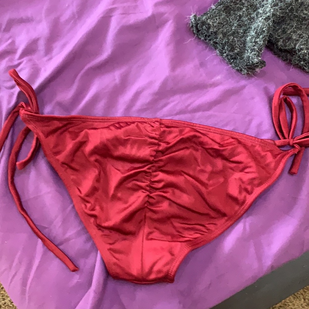 Bikini bottoms